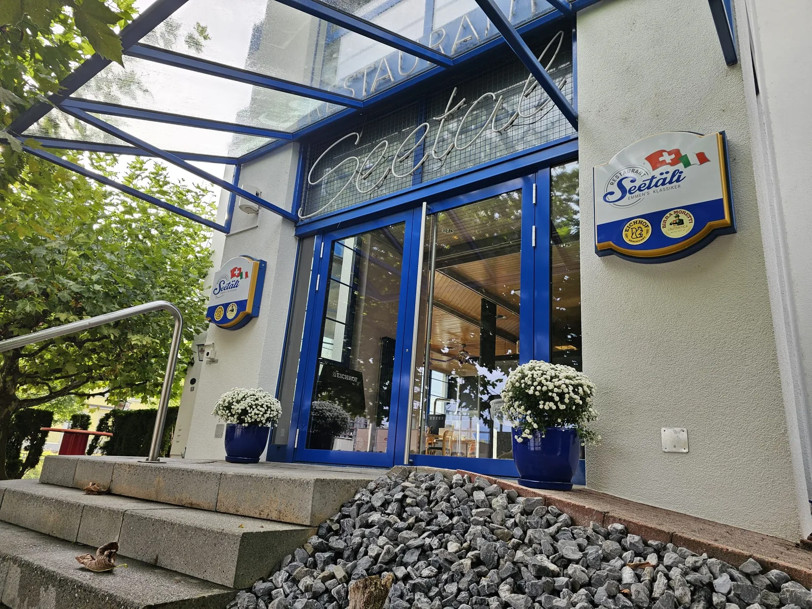 Eingang des Restaurant Seetäli in Emmenbrücke